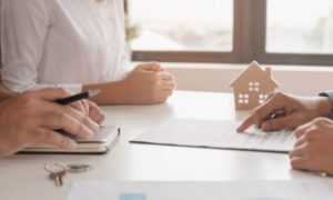 Conoce qué es, las características y ejemplos de derecho de propiedad