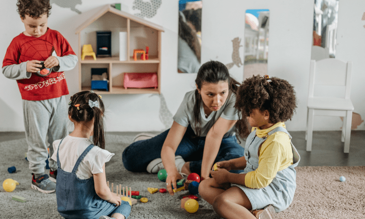 Másters de educación infantil: cómo elegir la formación que mejor se adapta a ti
